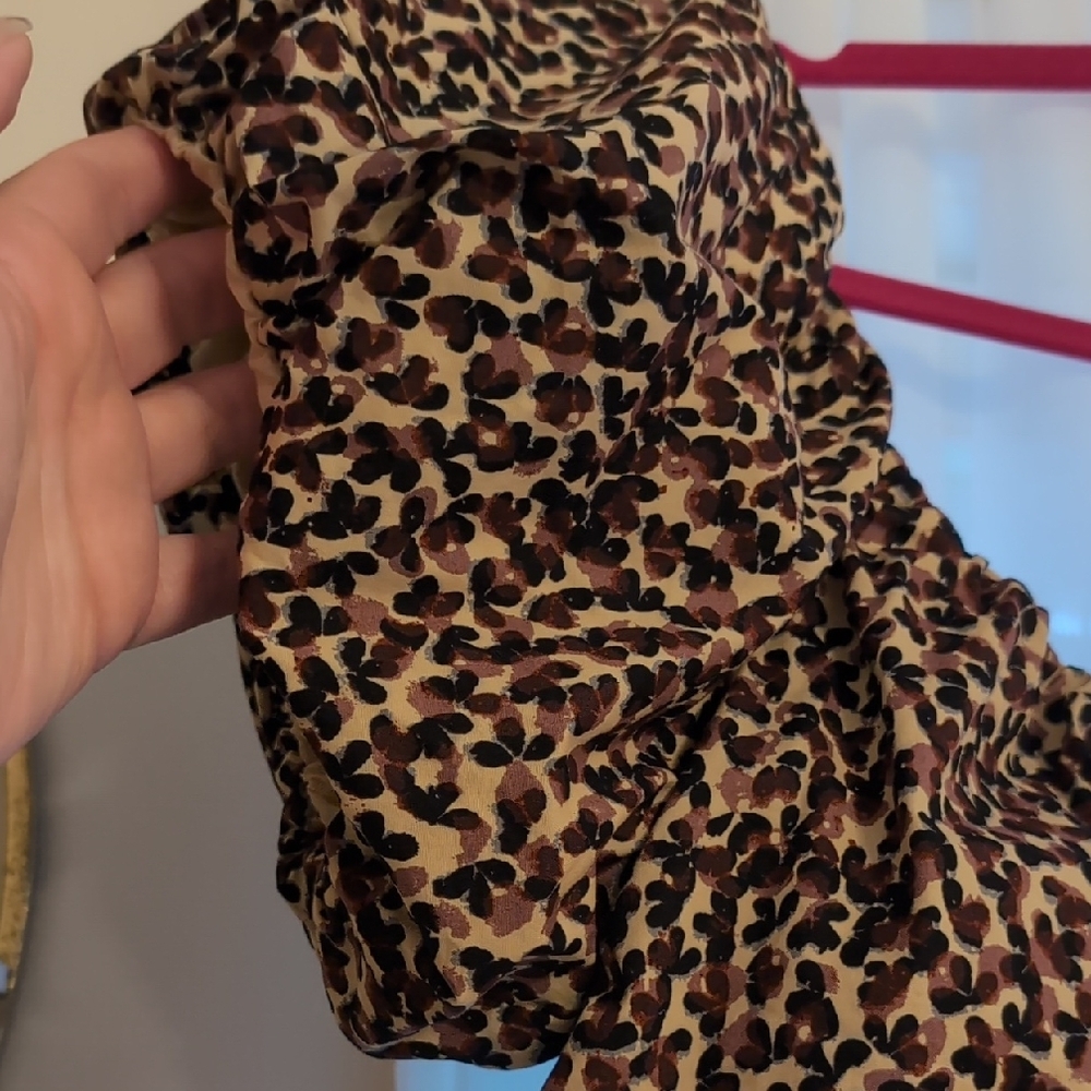 GAP Leopard Print Ruffle Sleeve Dress - Picture 4 of 5